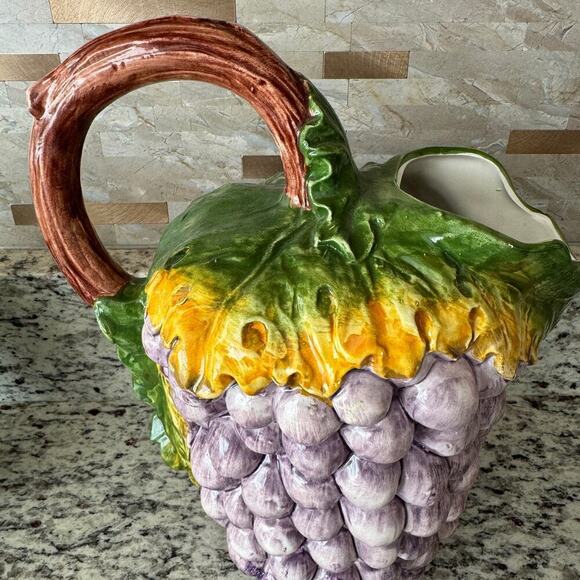 Grapes Pitcher Made in Italy Vintage Marked Grape Vine Handle Purple Brown - Picture 2 of 8